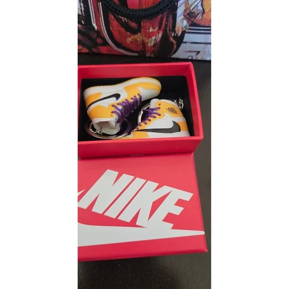 Nike Air Jordan 1 Sneaker Keychain Set
