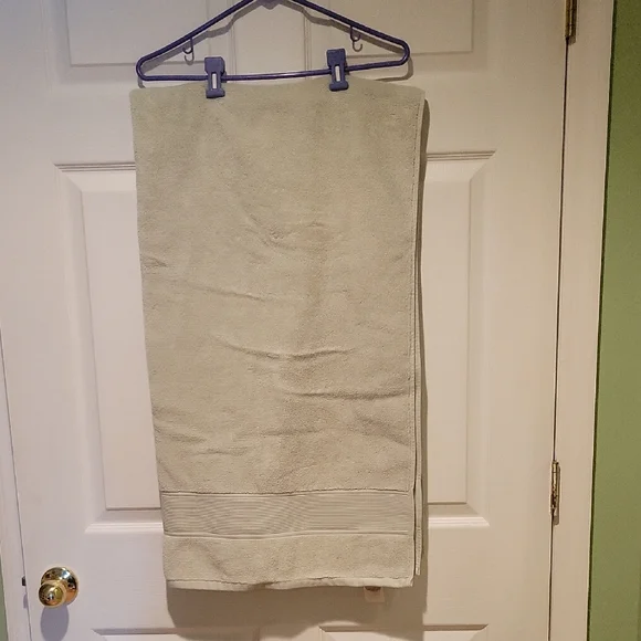 Ralph Lauren Soft Spa Green Bath Towel