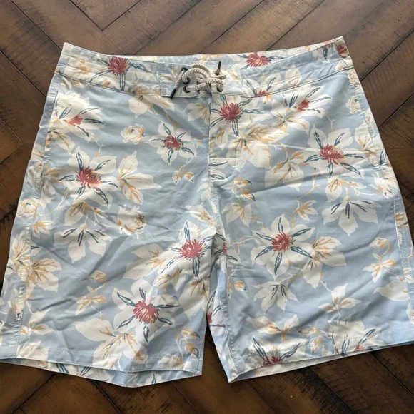 Faherty Mens Swim Trunks Size 34 Floral Hawaiian Swim Surf Pockets Board Shorts