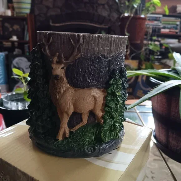 Timberland Deer Tree Stub Hunting Lodge Desktop Home Décor Pen and Pencil Holder