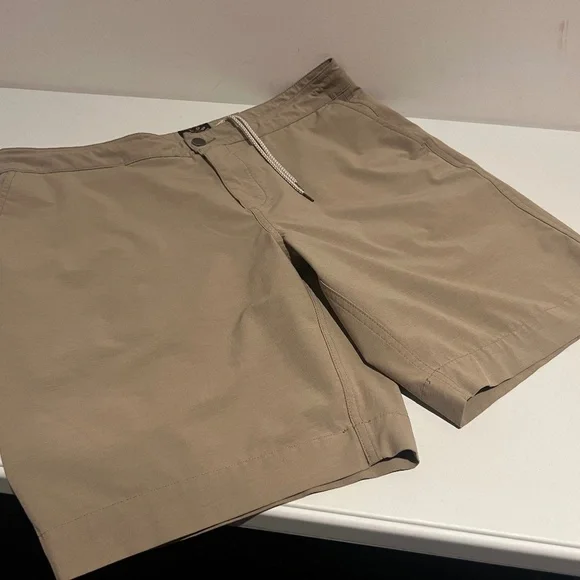 Faherty All Day Shorts 9