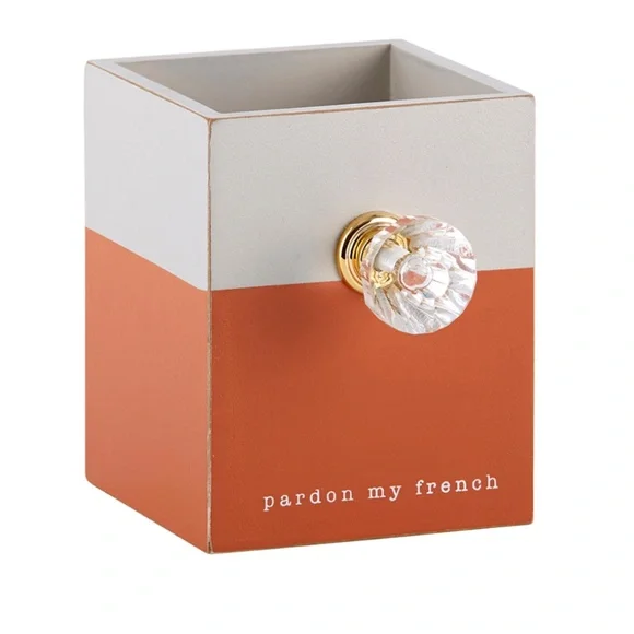 NWT Santa Barbara Design Studio Pardon My French Pencil Holder