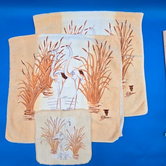 G. Maron Vintage 3pc Velour Towel Set Art Deco Crane 2 Bath Towels Washcloth