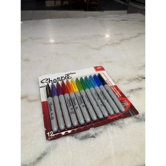 Brand New Sharpie Fine Point Permanent Markers 12 Count Assorted Colors