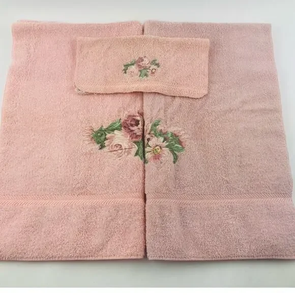 Vintage WAMSUTTA Towel Lot Set Pink Flower Floral Bath & Hand Set Somerset Rose