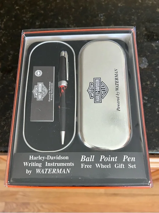 New Harley-Davidson Black Pen Gift Set with Red Flame Accent