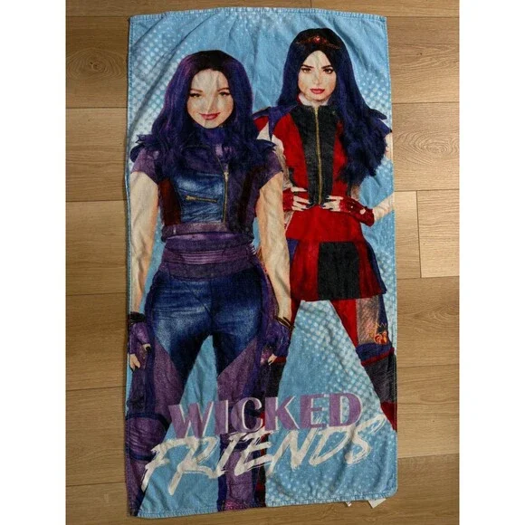 Disney Descendants 3 Wicked Friends Mal & Evie Kids Bath Towel Beach 49