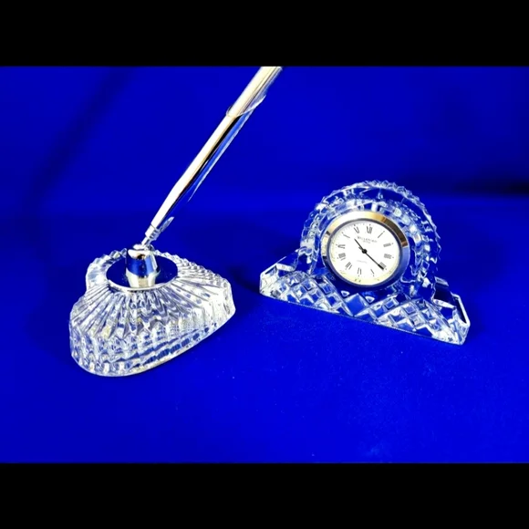 VINTAGE WATERFORD CRYSTAL DESK CLACK AND PEN IN A HARD SHAPE SIGNED