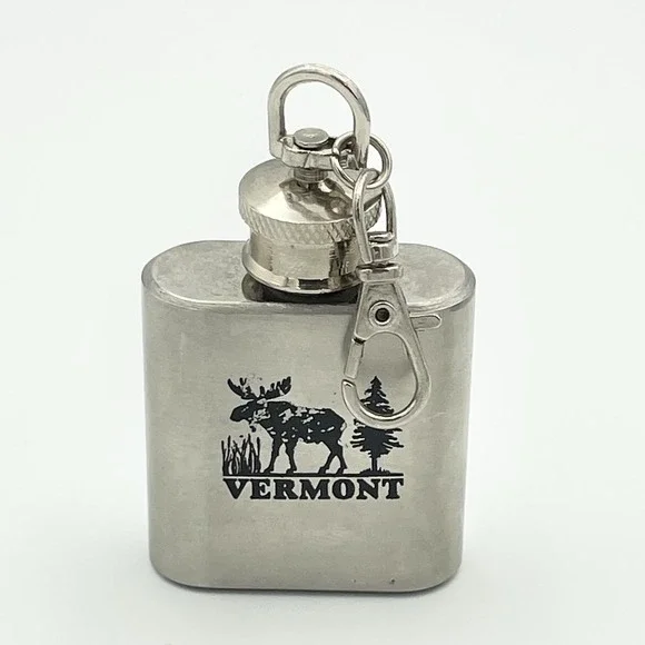 Vermont State Hip Flask Keychain Moose Elk‎ Nature Metal Souvenir