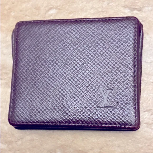 LOUIS VUITTON Brown Taiga Porte-Monnaie Boite Coin Purse in EUC