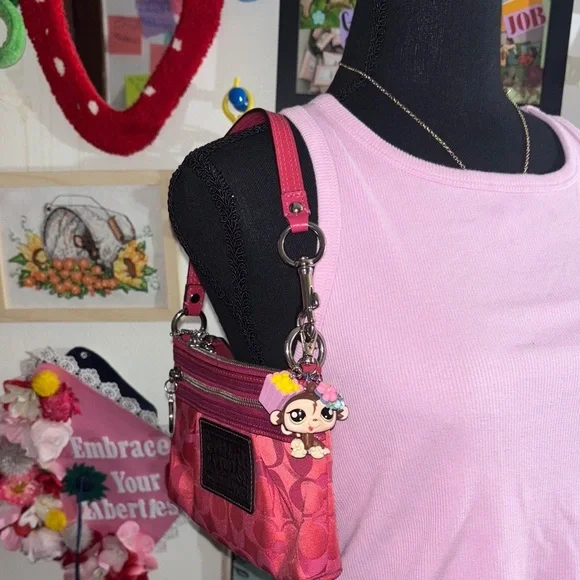 Littlest Pet Shop Pink Key & Card Holder