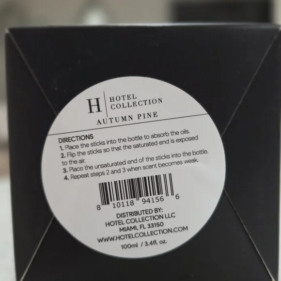 Hotel Collection Reed Diffuser - Black~ AUTUMN PINE