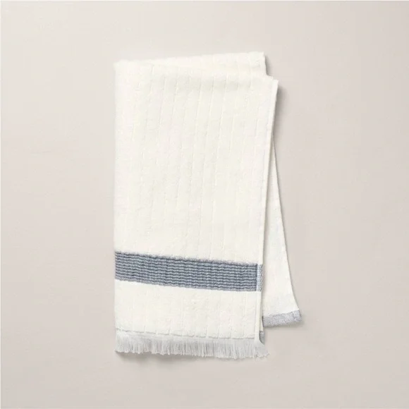 HEARTH & HAND NWT textured stripe terry hand towel W/ fringe -blue