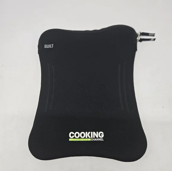 Built Black Tablet Sleeve