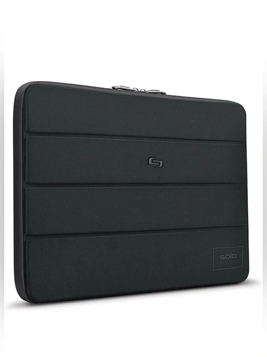 Solo New York 15.6” Bond Laptop Sleeve Black NWT