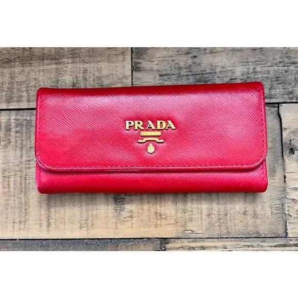 PRADA Red Saffiano leather key holder/card case double snaps (repainted)