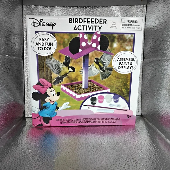 Disney Minnie Mouse Birdfeeder Kit - Pink and Black