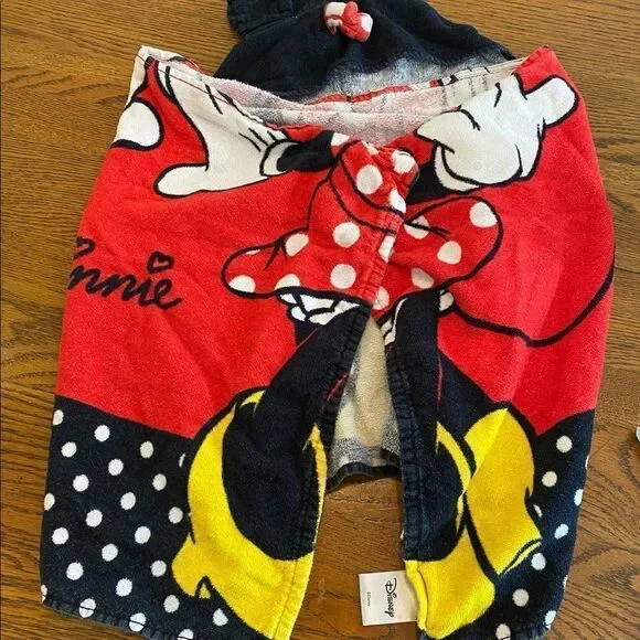 Kids Disney Minnie Mouse Hooded Towel