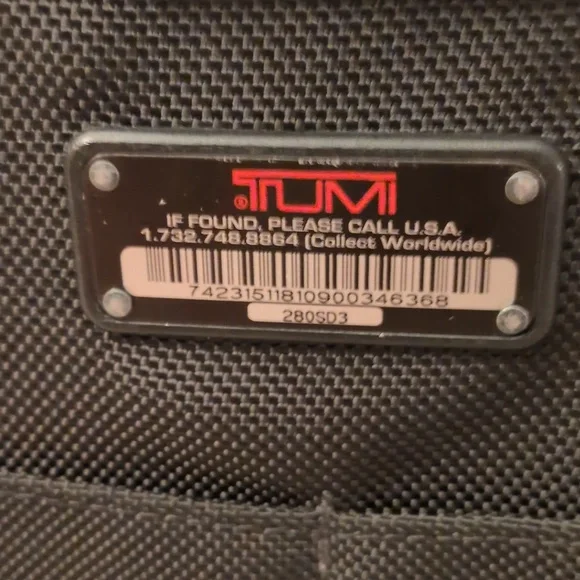 TUMI Black Textured Sleeve
