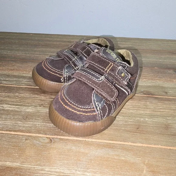 Stride Rite Lil Prescott Brown Suede Leather Baby Shoes Size 2M