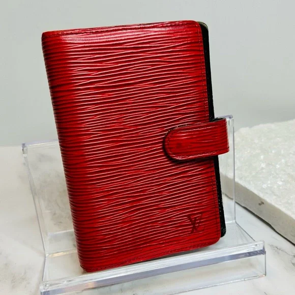 EUC Vintage Louis Vuitton Red Epi Leather Small Ring Agenda Cover