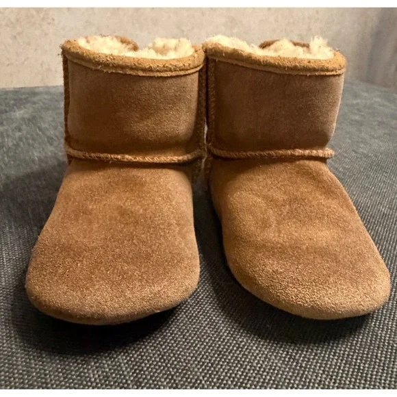 UGG Jesse Bow II Infant Boots Chestnut Suede Pink Bow 1018403I Size 2/3