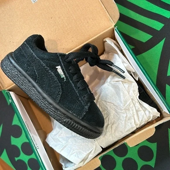 Puma Suede Classic Black Mono silver Infant Children’s Size 5C US new in box