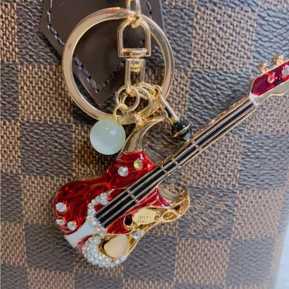 New Electric guitar keychain