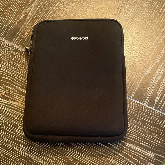 Polaroid Black Protective Sleeve