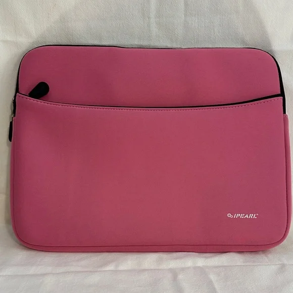 NEW Pearl Vibrant Pink Tablet/Laptop Sleeve