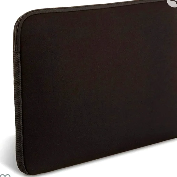 Laptop sleeves (4)