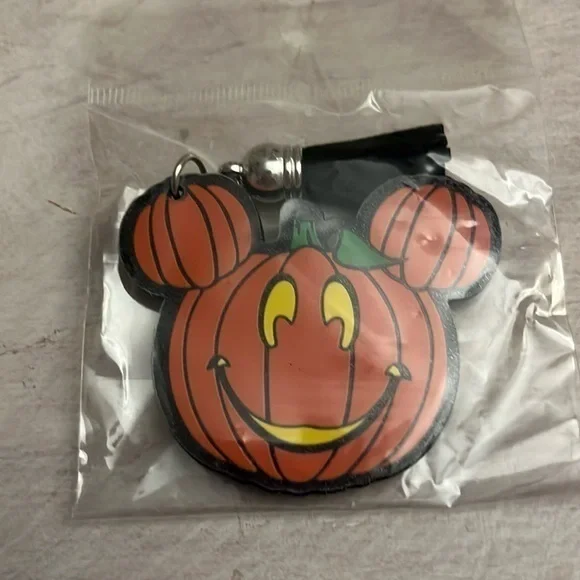 Mouse Jack o lantern Keychain