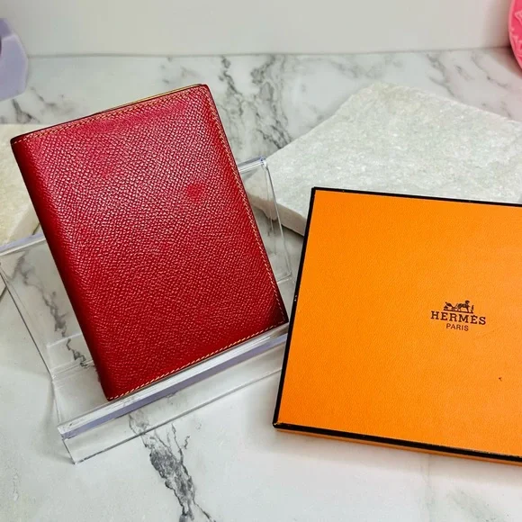 EUC Unisex HERMES Jaune and Rouge Vif Courchevel Leather Vision Agenda Cover