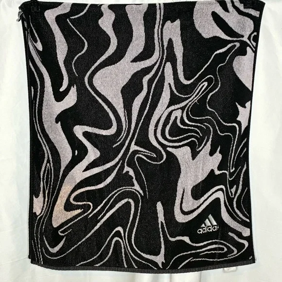 🐼 3/$25 Large Adidas Black Sport Towel with Abstract Design
