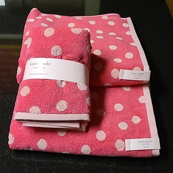 Kate Spade Dots Bath Towel Set