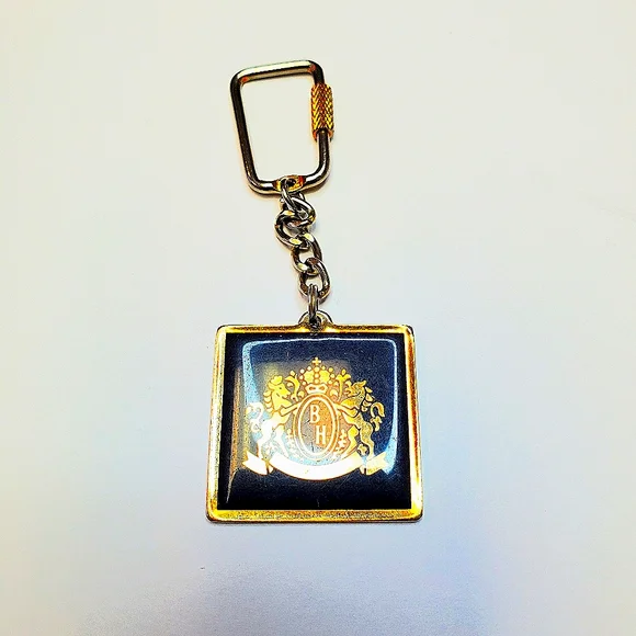 Vintage family crest keychain