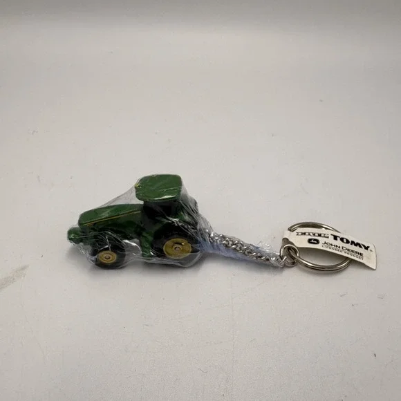 TOMY John Deere Die Cast Lawn Tractor Keychain Green Farm Country 90s