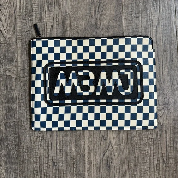 MARC JACOBS LAPTOP SLEEVE 14