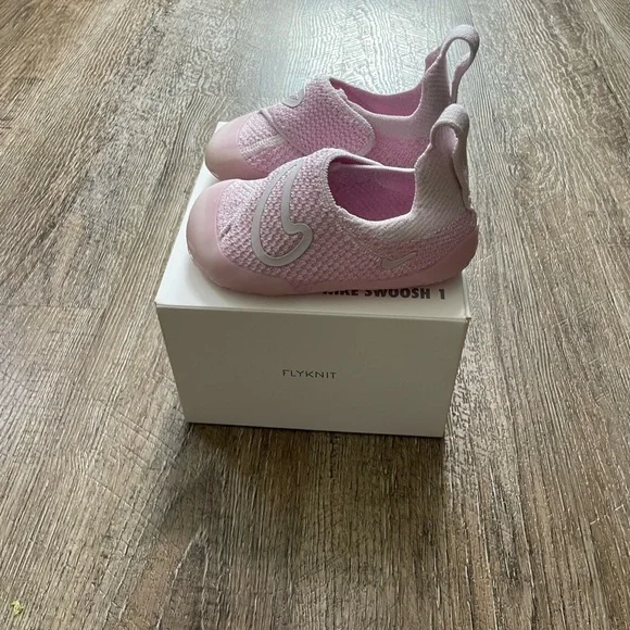 Nike Swoosh 1 TD Infant Fkyknit Shoes Ponk Pearl Sz 7C FB3244-601