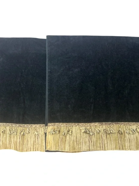 Avanti Look Black Velour Bath Towels Set 2 Tassel Fringe Gold Trim 24”x56” Lux