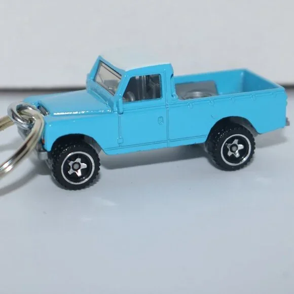 Hot Wheels Hot Trucks '74 Land Rover truck CUSTOM keychain