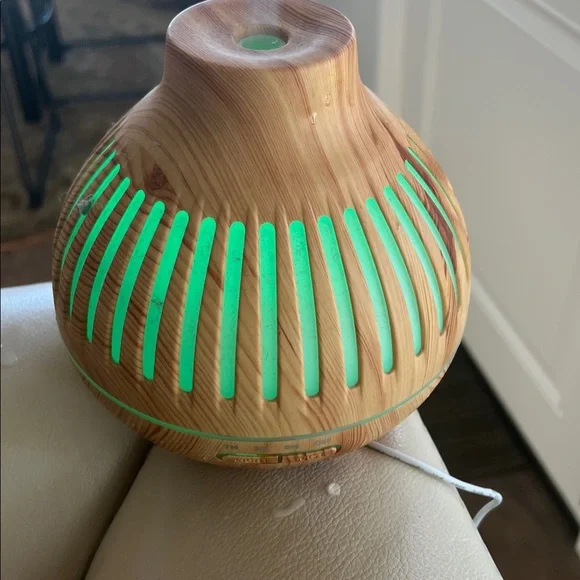 Large Wood Grain Essential Oil Diffuser