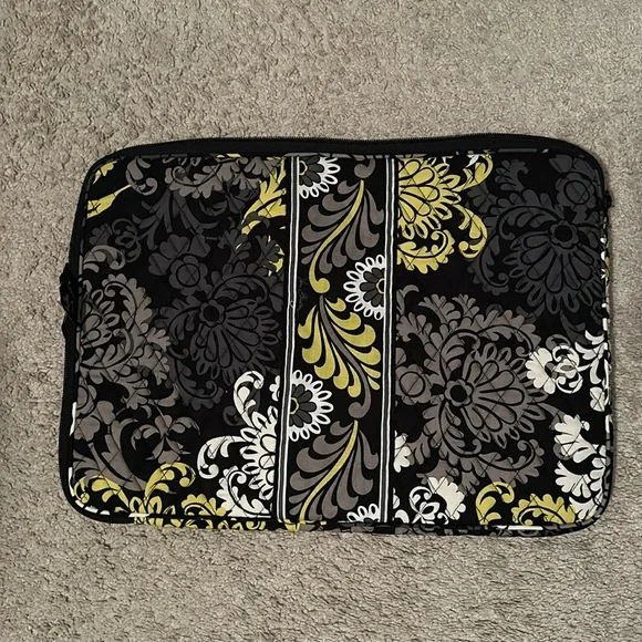 Vera Bradley laptop sleeve
