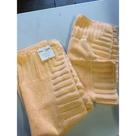 NEW 2 ENCHANTE HOME SMALL TOWELS