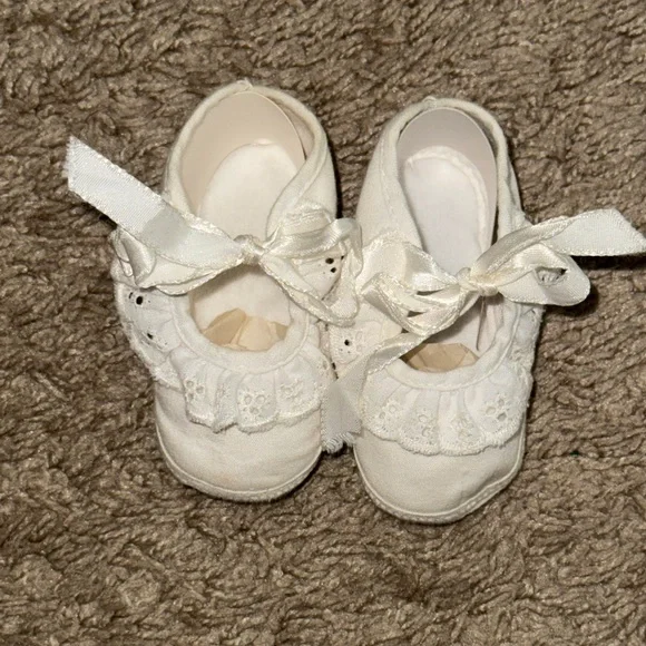 Baby Deer Cream Lace Baby Shoes