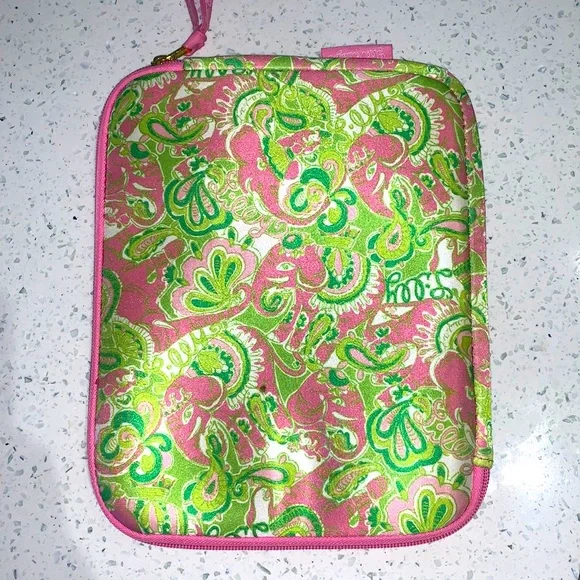 Like new Lilly Pulitzer padded tablet case