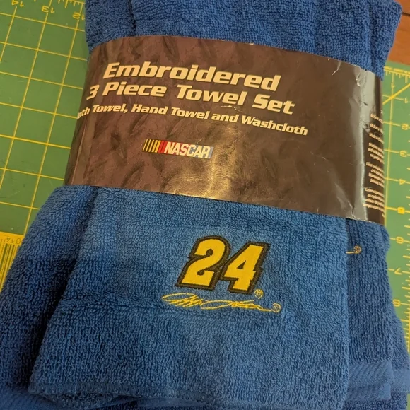 NASCAR Blue Embroidered Towel Set