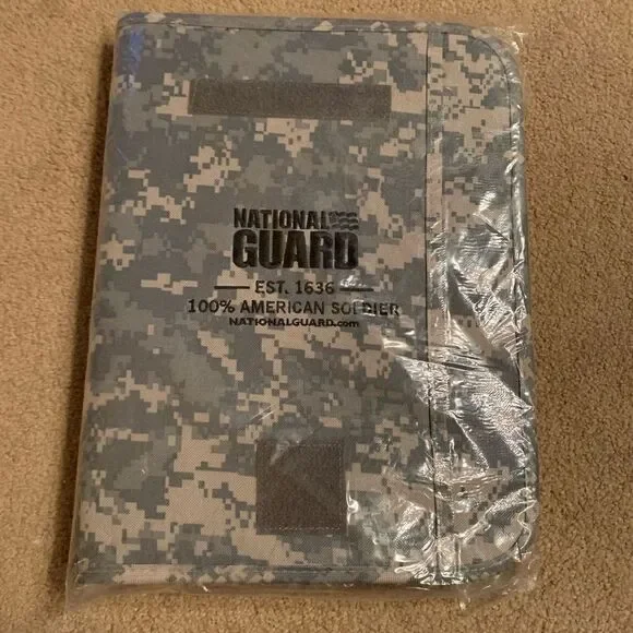 National Guard 100% American Soldier Digital Camouflage Portfolio *New*