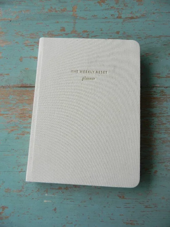 NEW LAVENDAIRE THE WEEKLY RESET PLANNER UNDATED JOURNAL