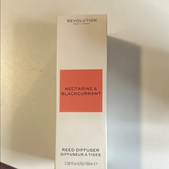 Revolution Skincare White and Orange Bead Diffuser